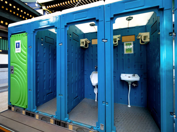 Best Luxury portable toilet rental  in Reading, MI